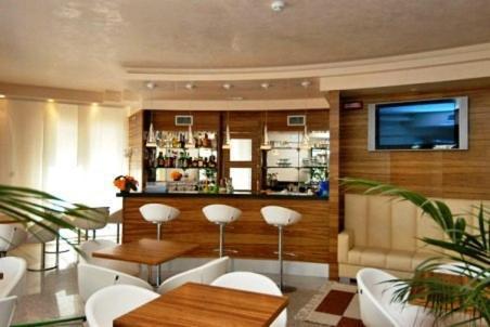 Hotel Doimo 4*