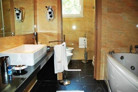 Doimo Hotel 4*